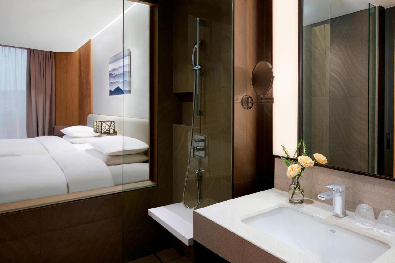 Hotel Courtyard By Marriott Seoul Botanic Park Exterior foto