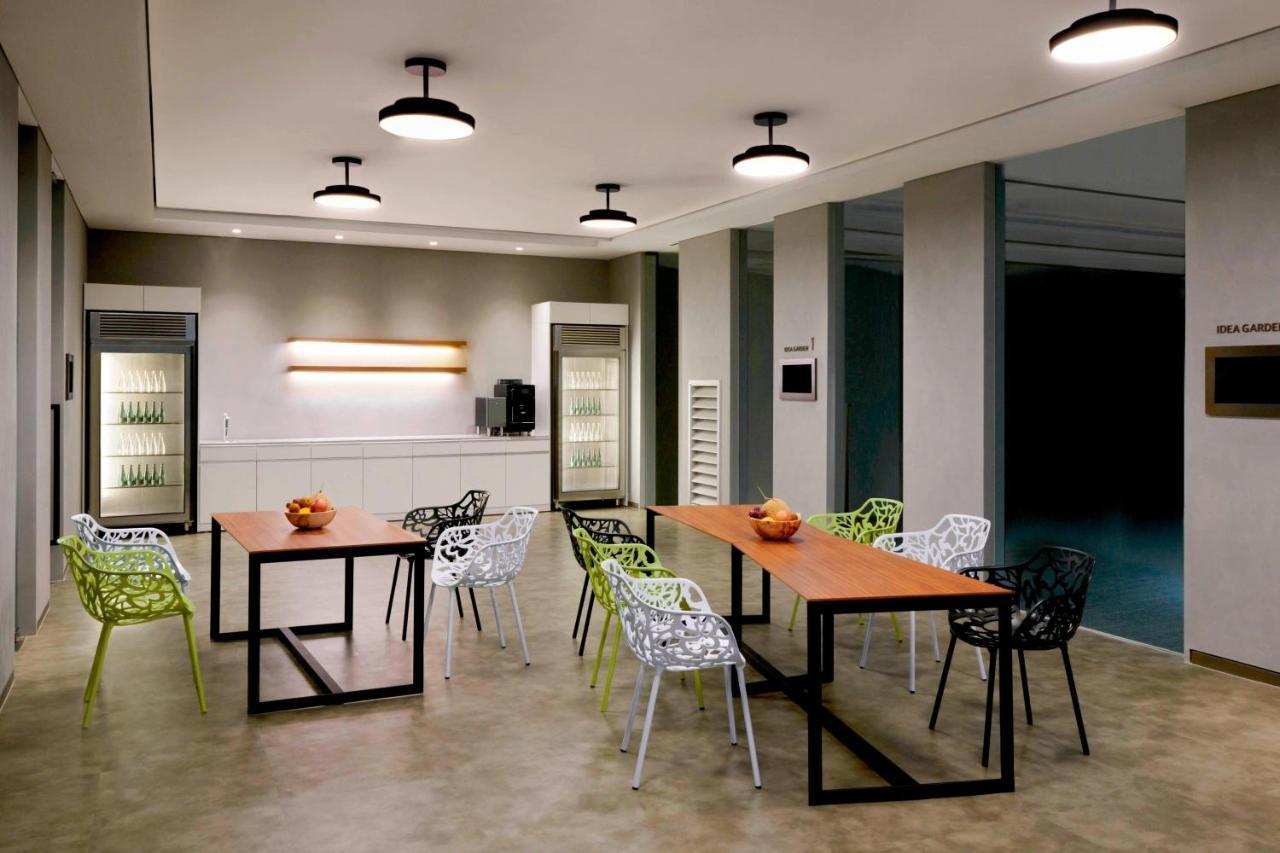 Hotel Courtyard By Marriott Seoul Botanic Park Exterior foto