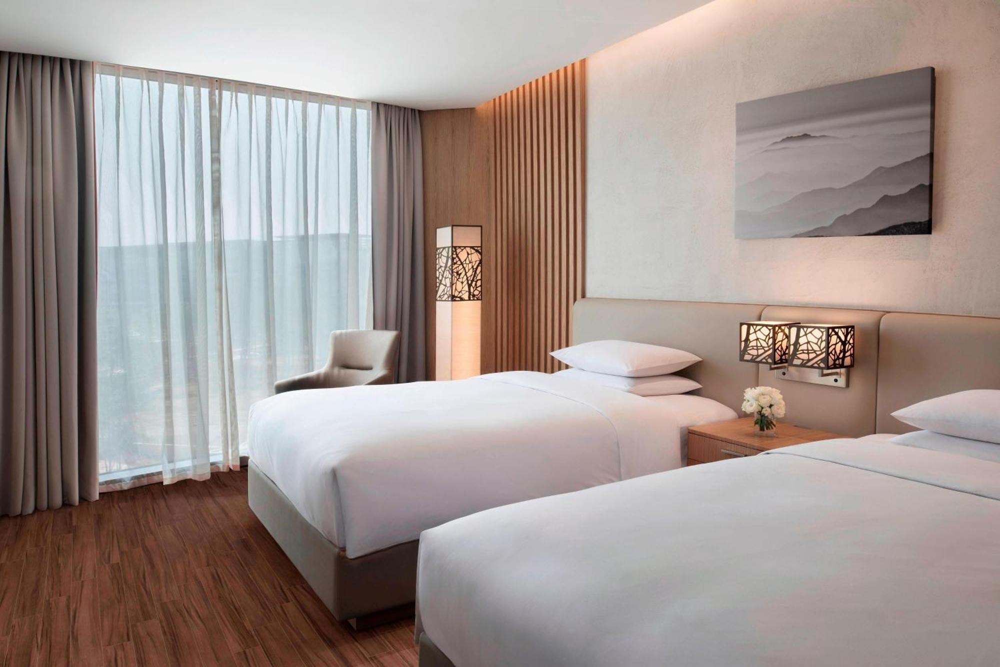 Hotel Courtyard By Marriott Seoul Botanic Park Exterior foto